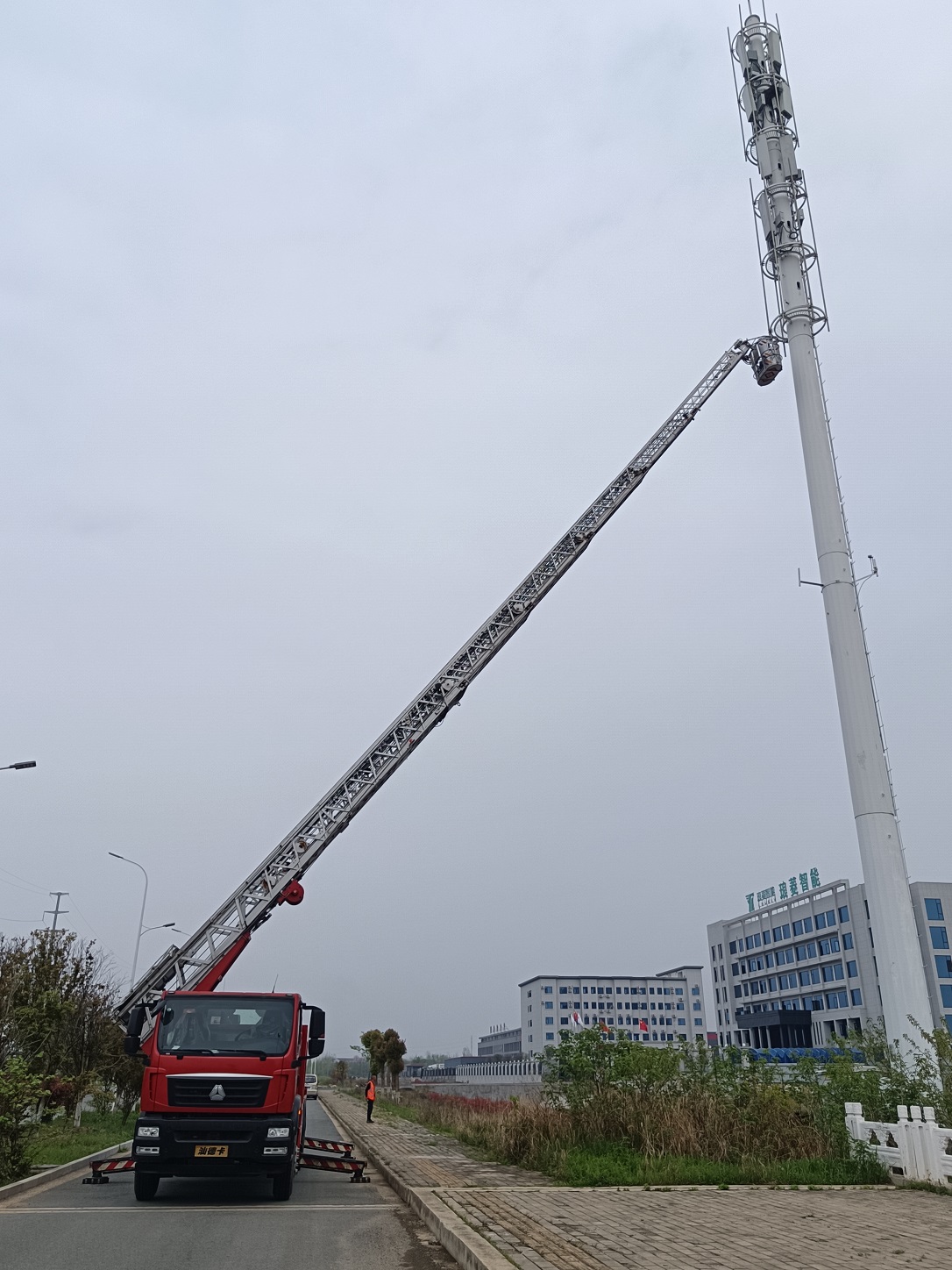 32米登高平台消防车有哪些常见的维修项目